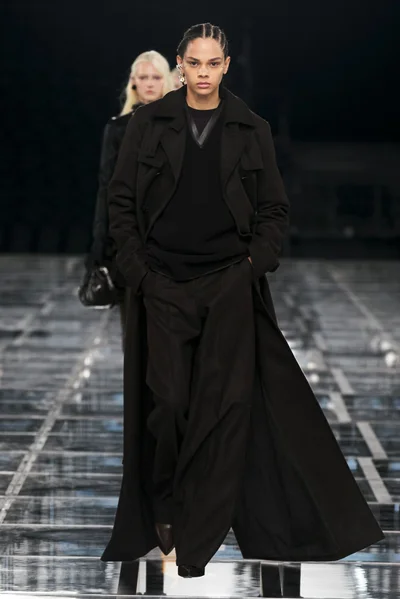 Look 28